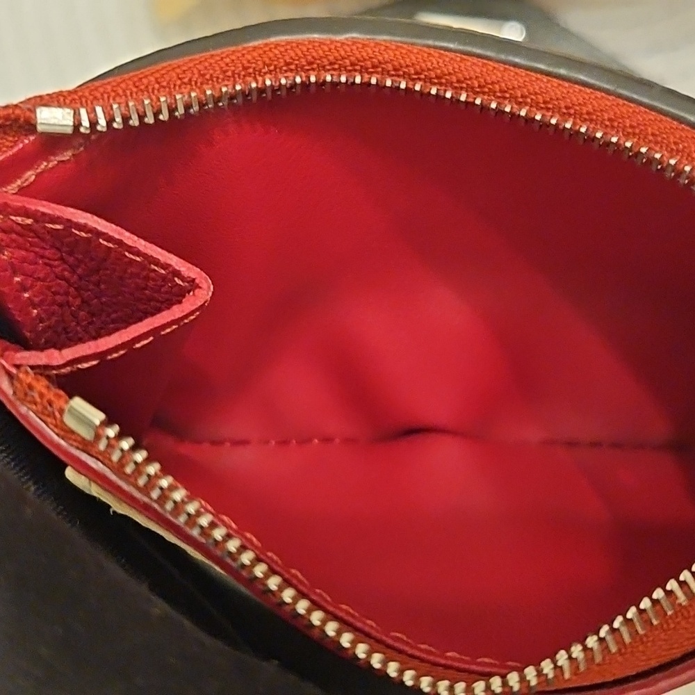 🔴SOLD🔴 Louis Vuitton Lockme Red and Cream Women's Wallet - Picture 11 of 13